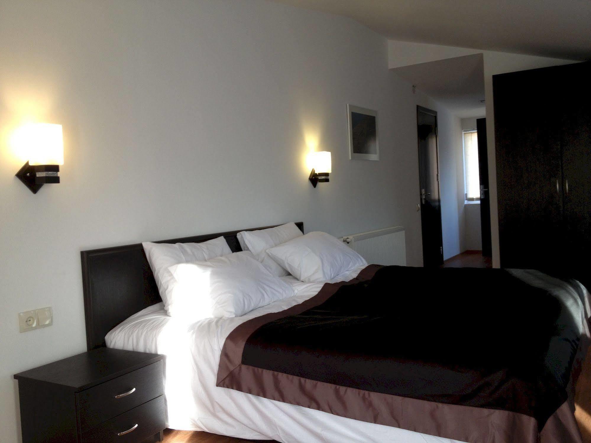 Hotel Corner Tbilisi Eksteriør bilde